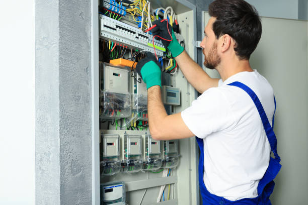 Best Circuit Breaker Repair  in Auburn Hills, MI
